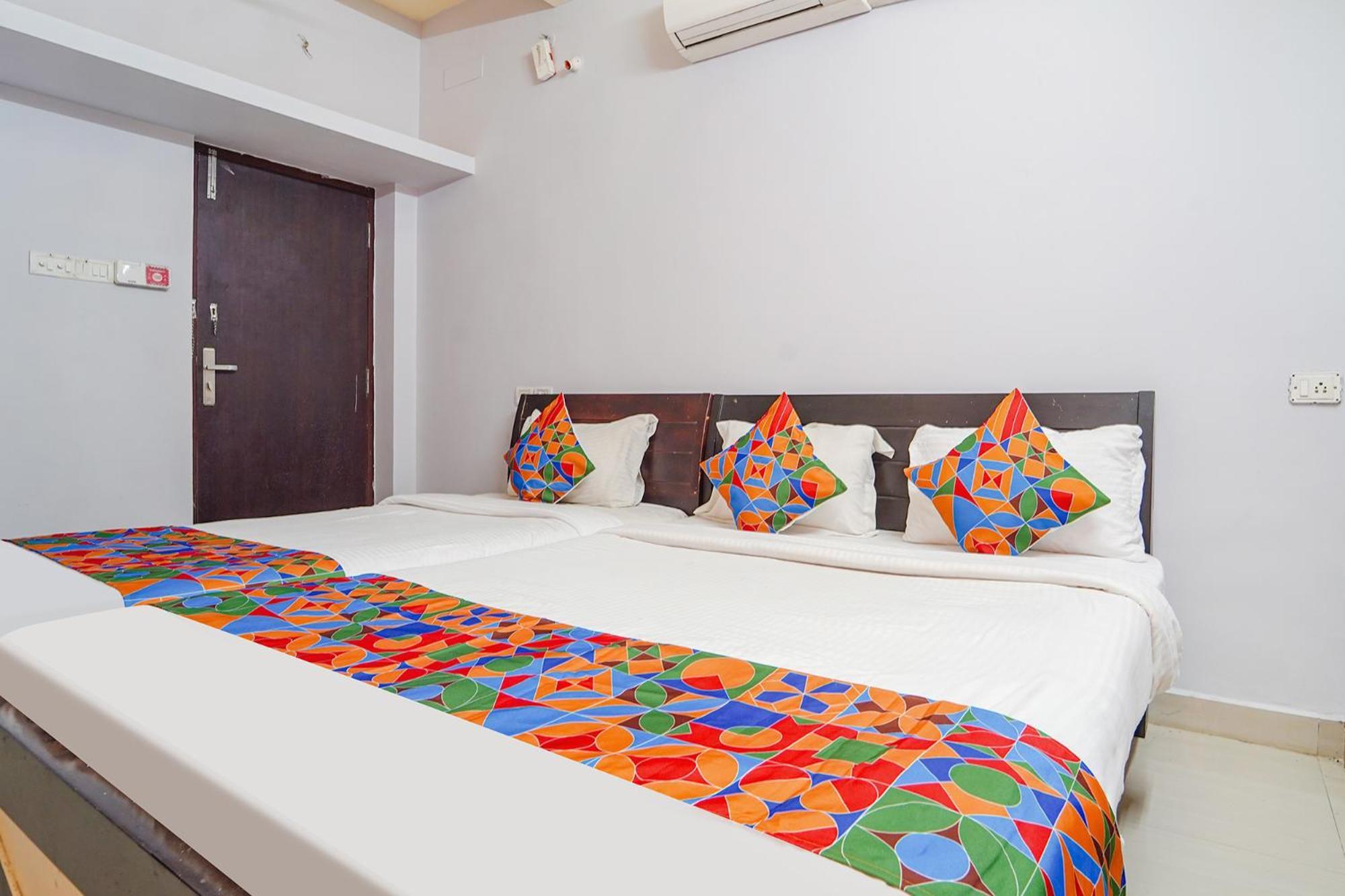 Fabexpress Its South East Residency Hotell Siruseri Exteriör bild