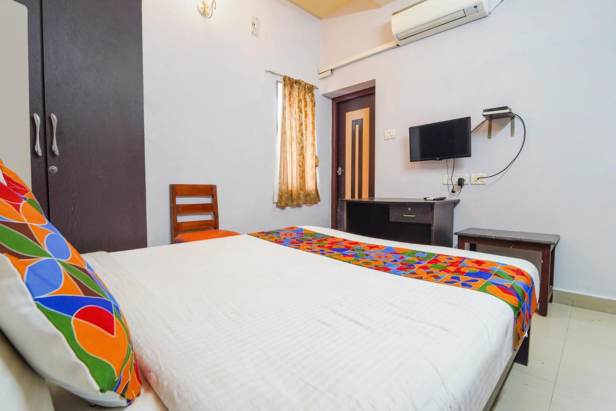 Fabexpress Its South East Residency Hotell Siruseri Exteriör bild